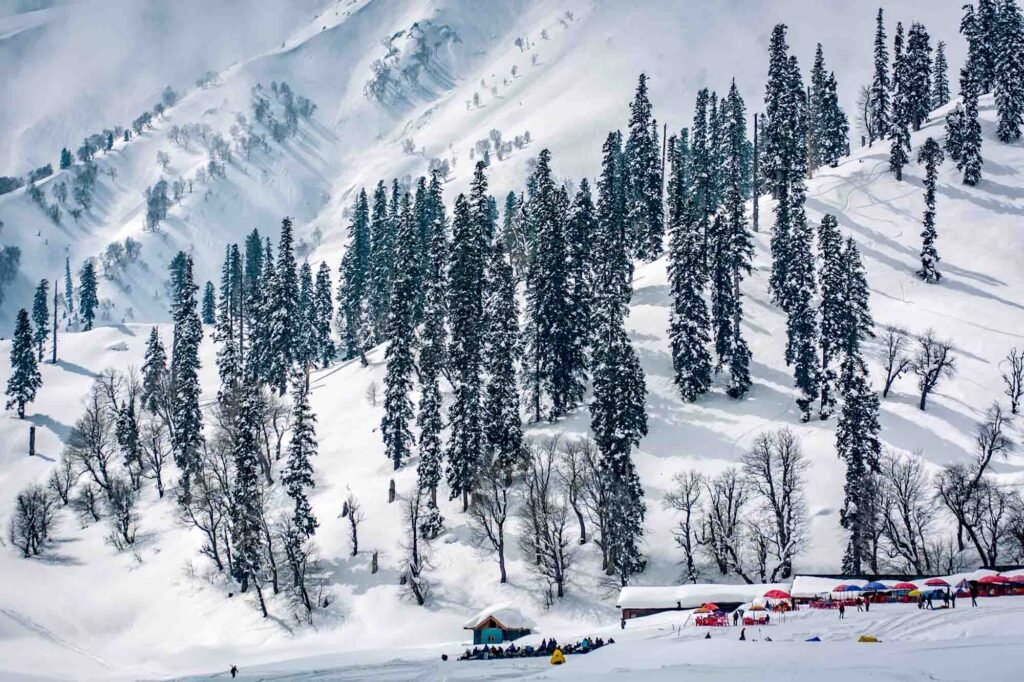 Gulmarg in Kashmir Tourism Package